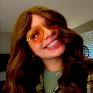 Meet your Posher, Allie